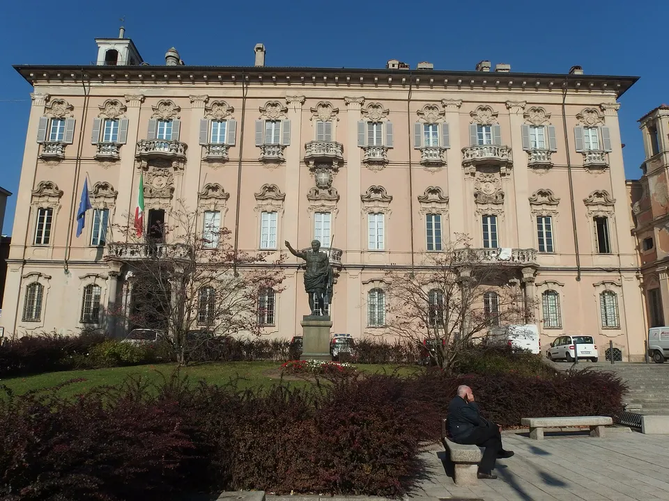 Pavia, Municipio