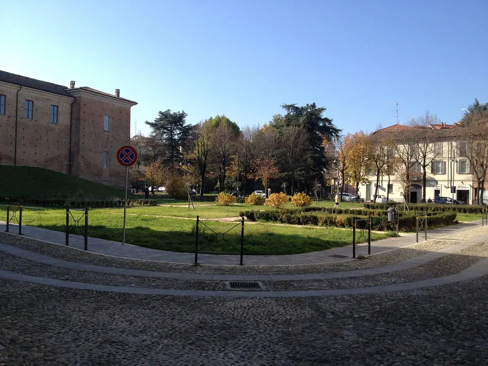 Piazza liberazione voghera