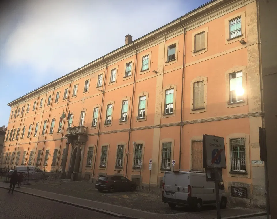 Palazzo del tribunale pavia