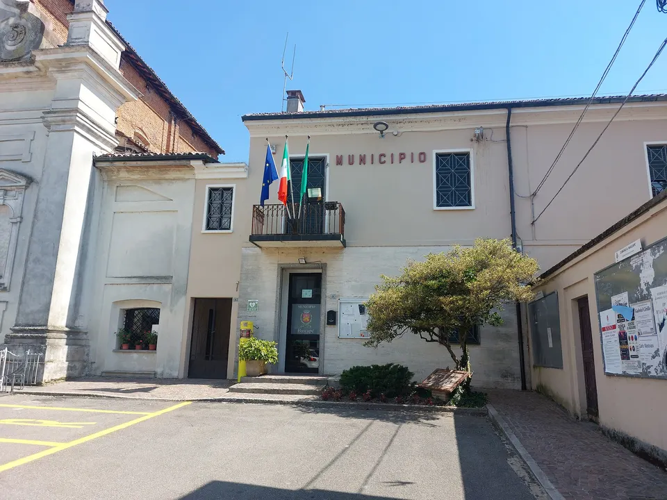Bascapè palazzo comunale 2026 09 12 11 07 17