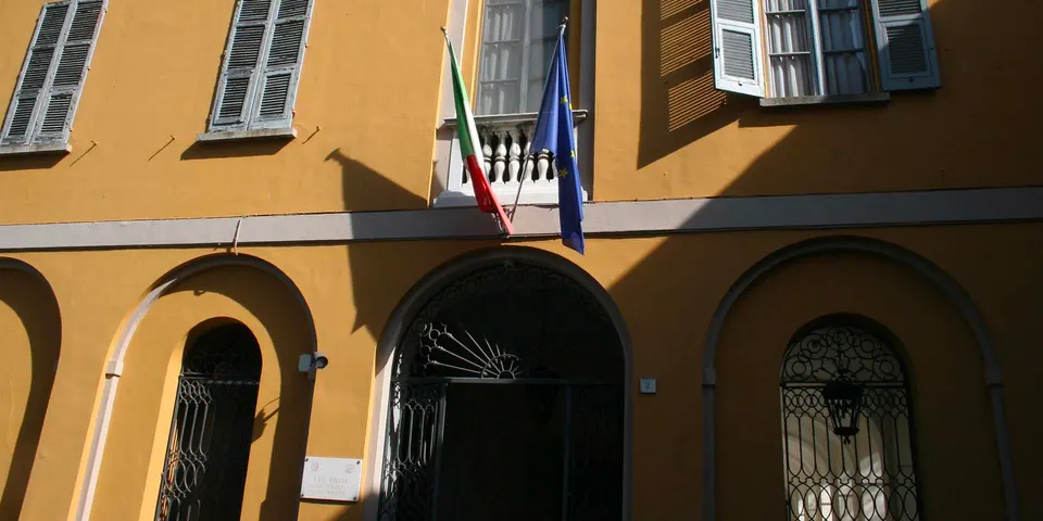 Pavia, al Collegio Fraccaro la presentazione del libro di Aldo Burresi