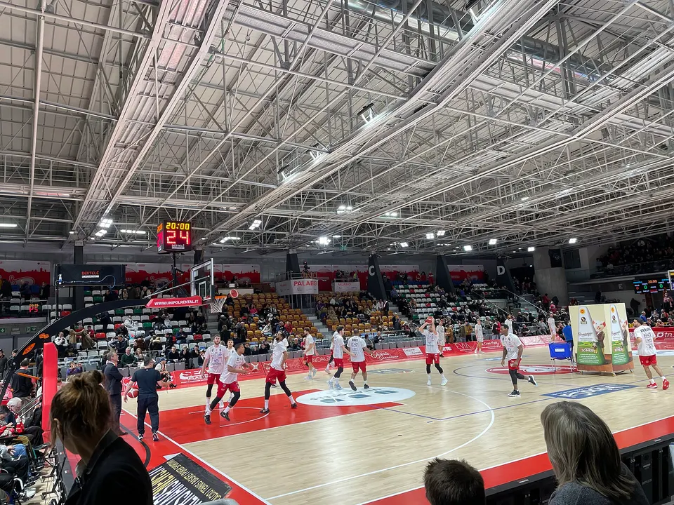 PalaBigi nel 2023 durante UNAHOTELS Reggio Emilia - EA7 Emporio Armani Milano